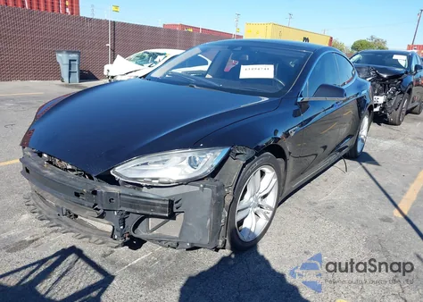2015 Tesla Model S 70D/85D/P85D from USA, damaged, VIN 5YJSA1E27FF114173